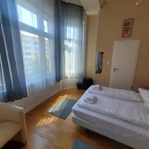 Treestyle Deluxe , Budapest Ungheria